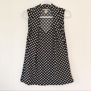 Banana Republic Black & White Geometric Print Top